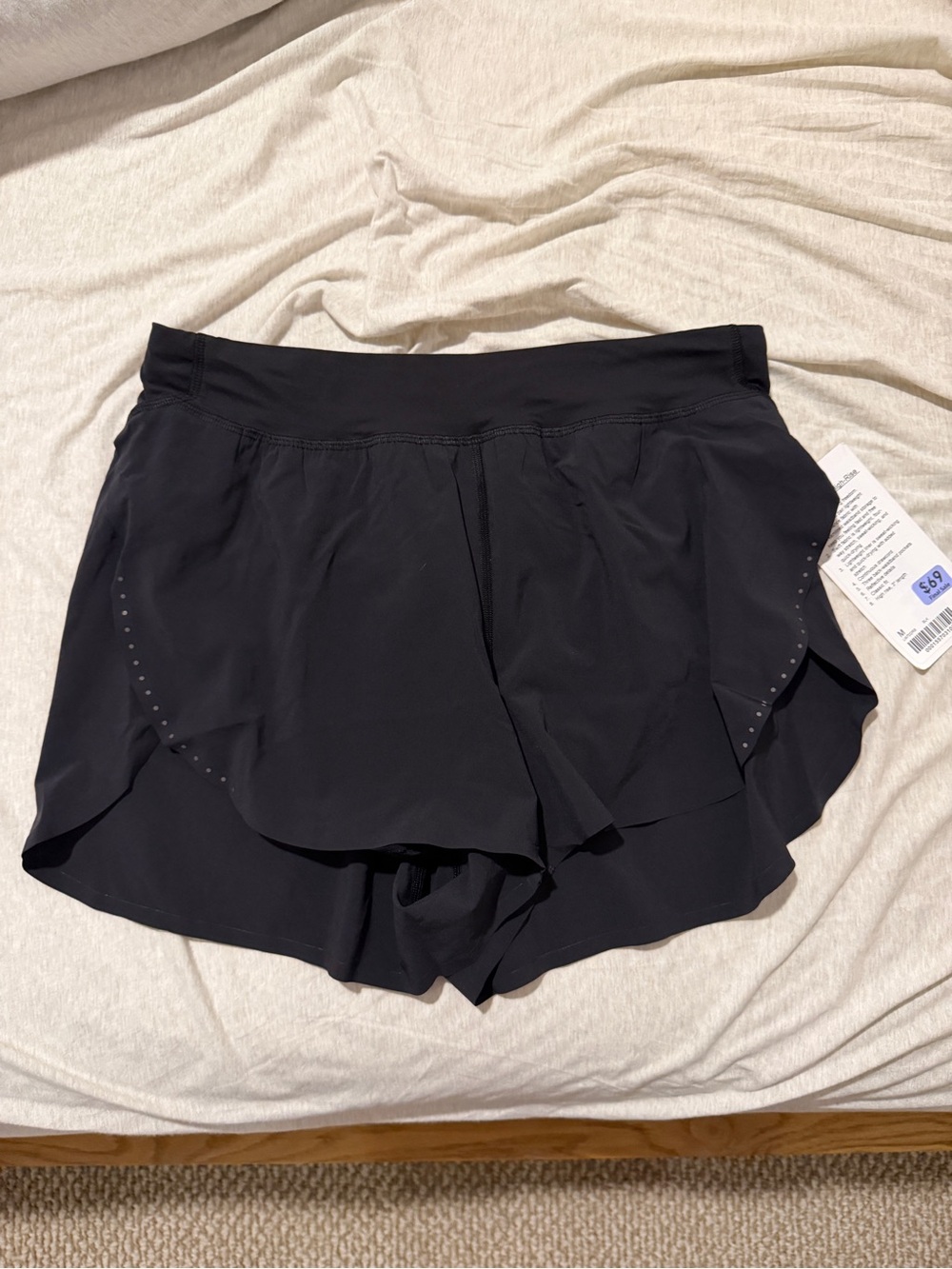 Fast and Free High-Rise Split Short 3"